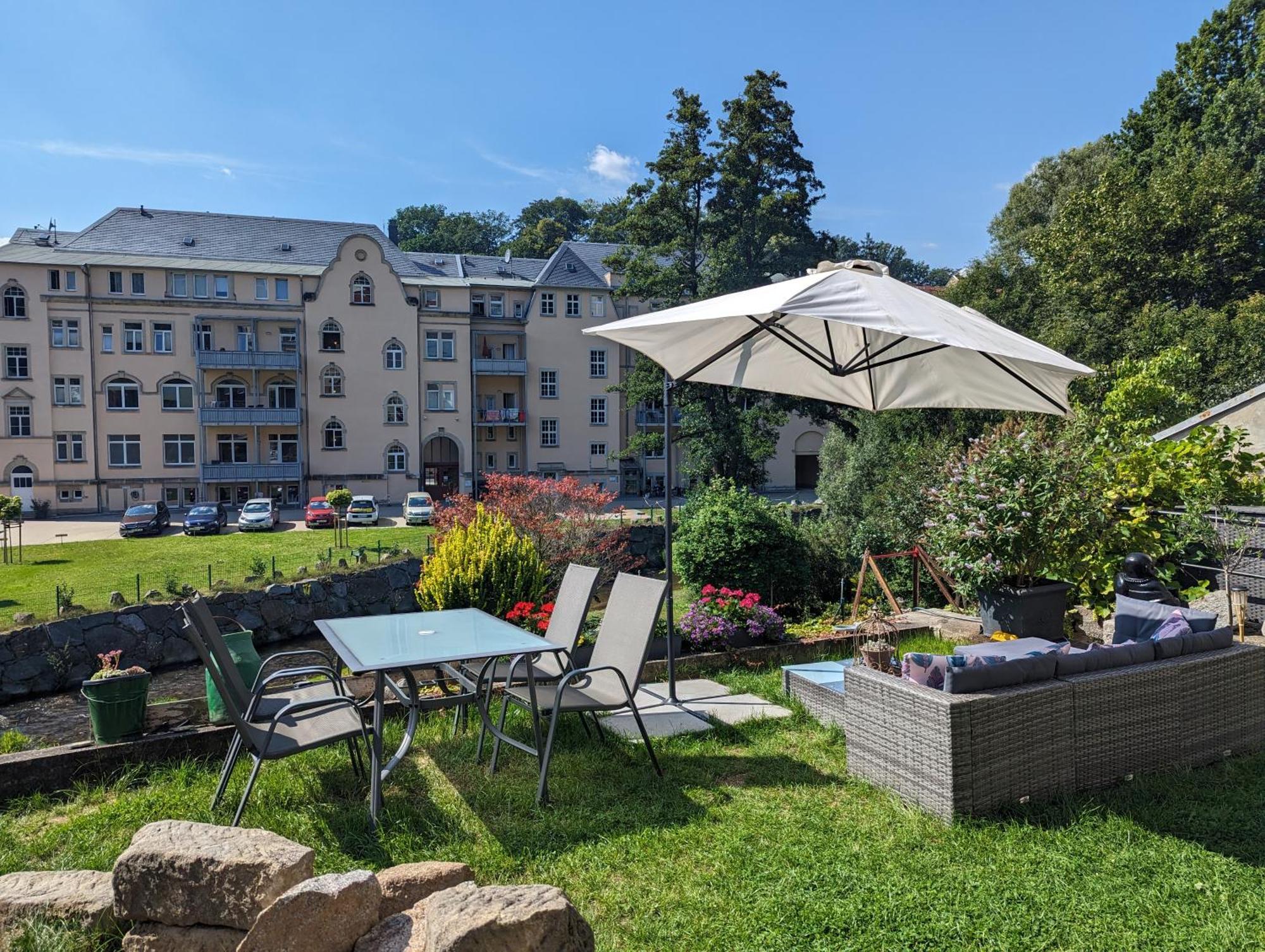 Hw3 - Urlaubsmagie - Helle, Grosse Wohnung Mit Pool Sebnitz Exterior photo